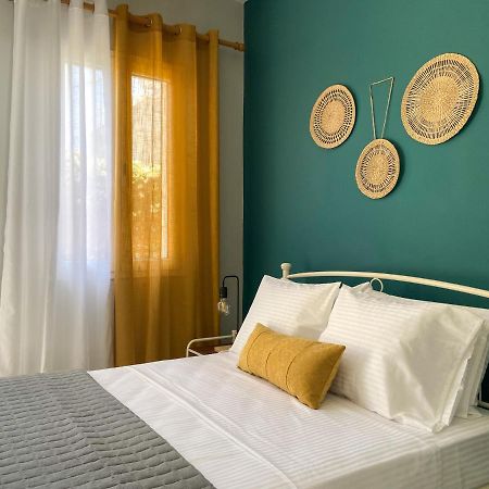 Ermis Apartments 阿尔戈斯托利翁 外观 照片