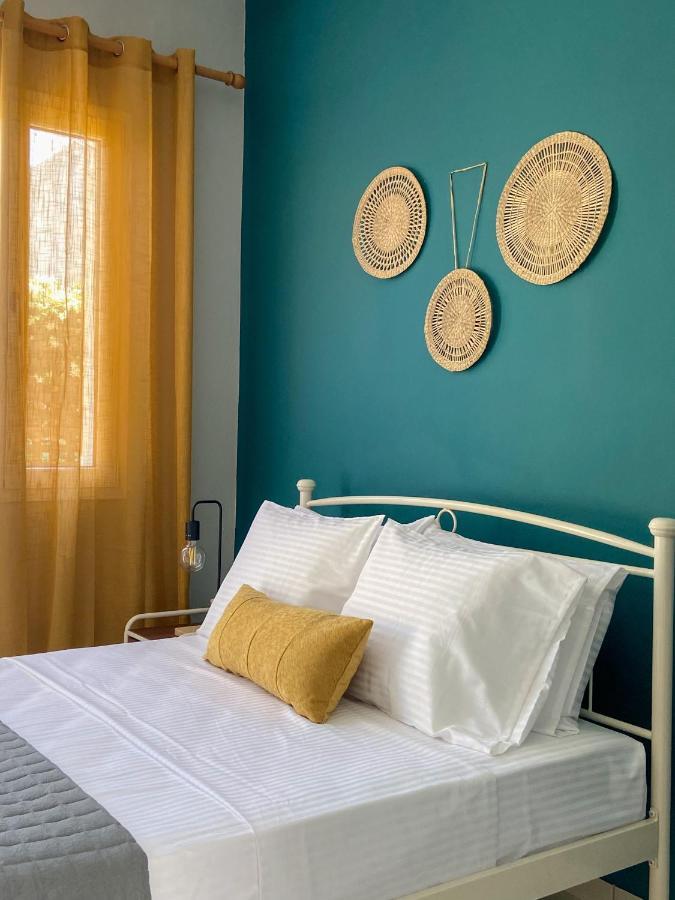Ermis Apartments 阿尔戈斯托利翁 外观 照片