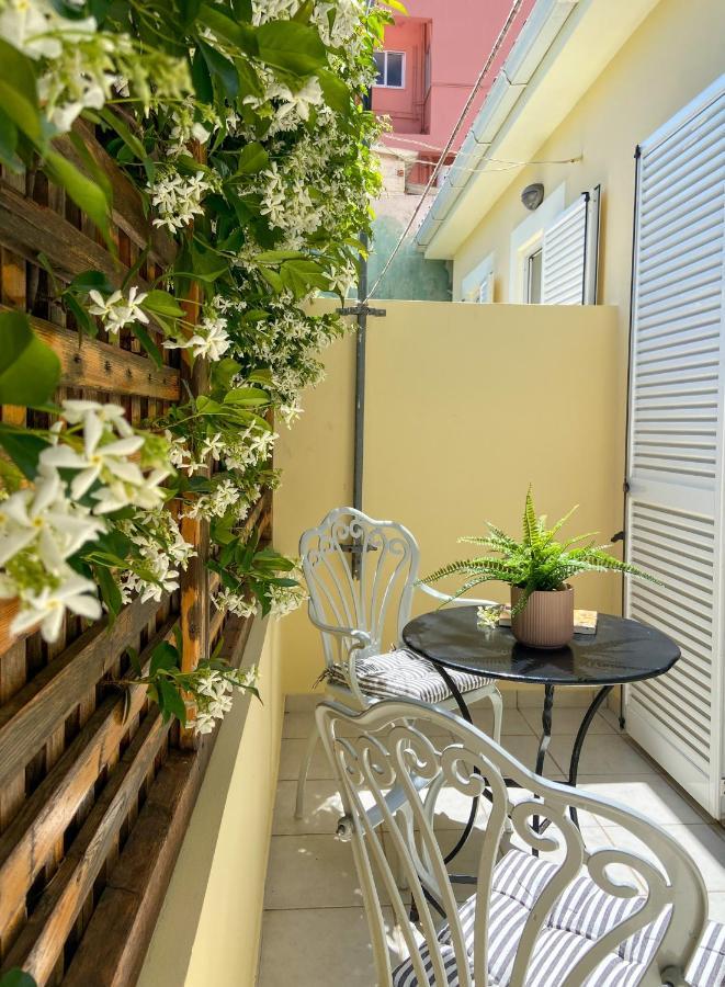 Ermis Apartments 阿尔戈斯托利翁 外观 照片